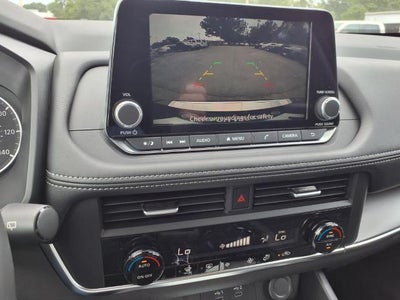 2026 Nissan Rogue FWD SV *Ltd Avail*