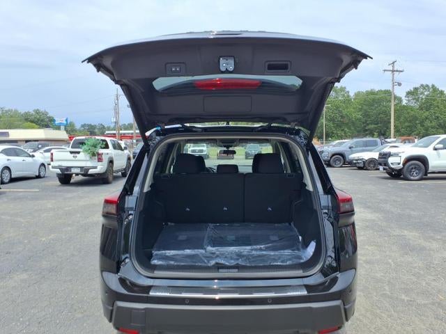 2026 Nissan Rogue FWD SV *Ltd Avail*