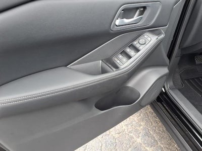 2026 Nissan Rogue FWD SV *Ltd Avail*