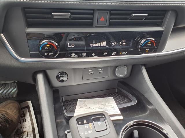 2026 Nissan Rogue FWD SV *Ltd Avail*