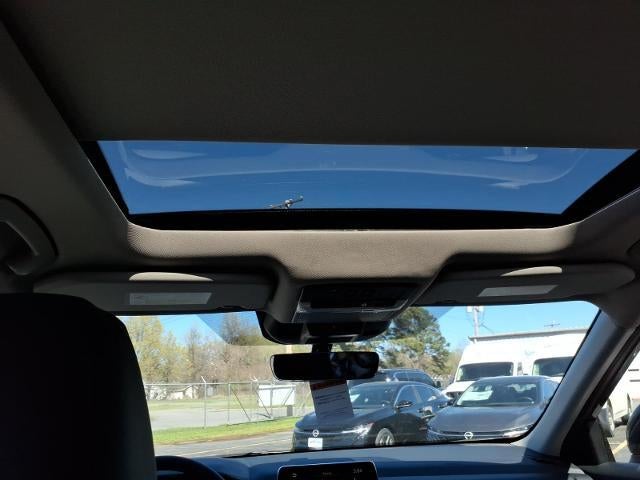 2026 Nissan Rogue 2026.5 FWD Dark Armor