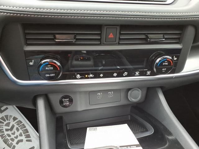 2026 Nissan Rogue 2026.5 FWD Dark Armor