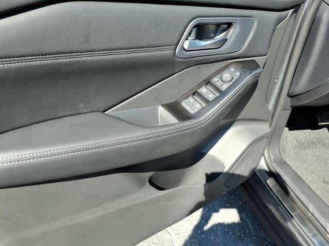 2026 Nissan Rogue 2026.5 FWD Dark Armor