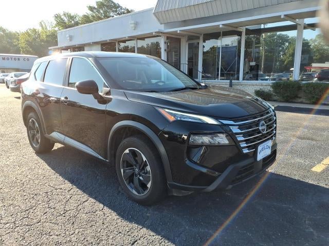 2025 Nissan Rogue FWD SV