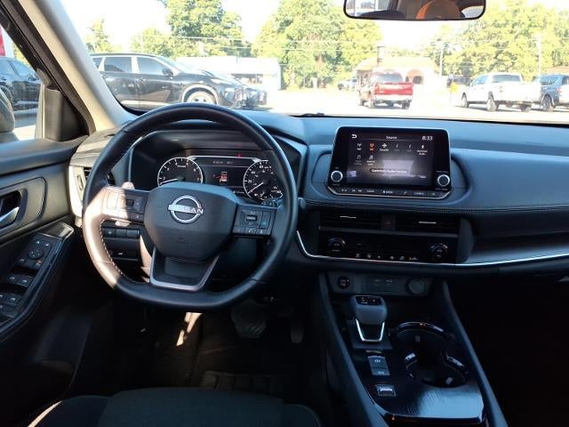 2025 Nissan Rogue FWD SV