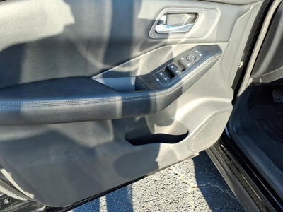 2025 Nissan Rogue FWD SV