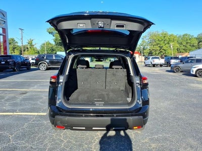 2025 Nissan Rogue FWD SV