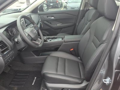 2026 Nissan Rogue 2026.5 FWD Dark Armor