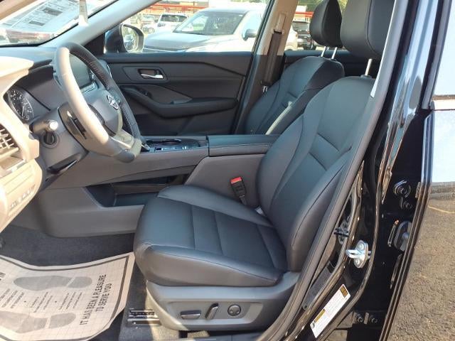 2026 Nissan Rogue 2026.5 FWD Dark Armor
