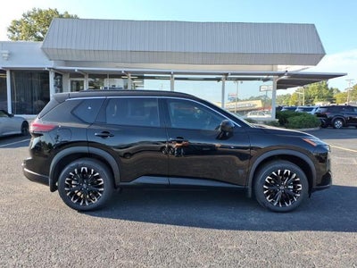 2026 Nissan Rogue 2026.5 FWD Dark Armor