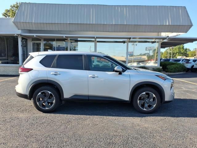 2025 Nissan Rogue FWD SV