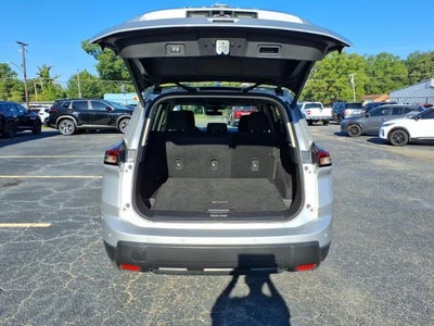 2025 Nissan Rogue FWD SV