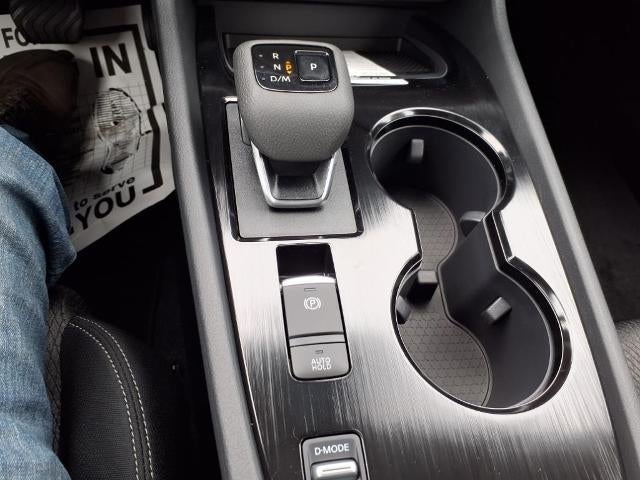 2026 Nissan Rogue FWD SV *Ltd Avail*