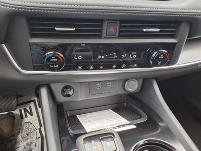 2026 Nissan Rogue FWD SV *Ltd Avail*