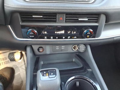 2025 Nissan Rogue FWD SV