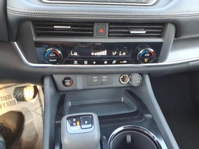 2025 Nissan Rogue FWD SV