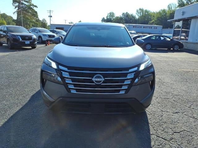 2025 Nissan Rogue FWD SV