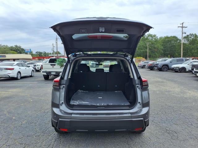 2026 Nissan Rogue FWD SV *Ltd Avail*