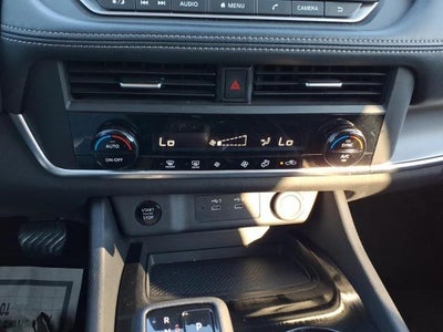 2024 Nissan Rogue FWD SV