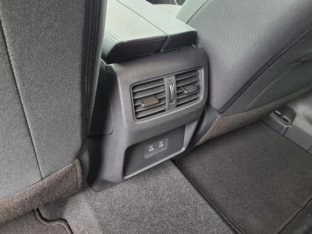 2026 Nissan Rogue FWD SV *Ltd Avail*