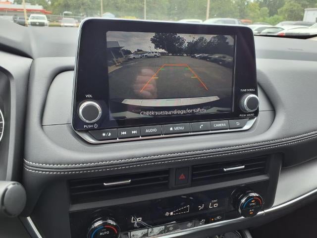 2026 Nissan Rogue FWD SV *Ltd Avail*