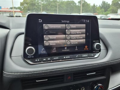 2026 Nissan Rogue FWD SV *Ltd Avail*