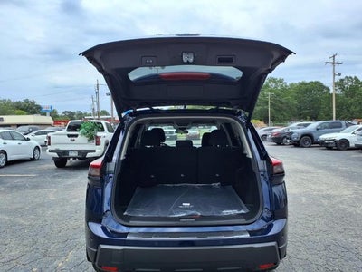 2026 Nissan Rogue FWD SV *Ltd Avail*