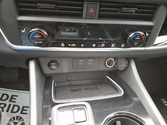 2026 Nissan Rogue 2026.5 AWD Rock Creek