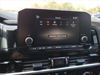 2025 Nissan Pathfinder SV 2WD