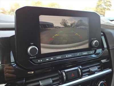 2025 Nissan Pathfinder SV 2WD