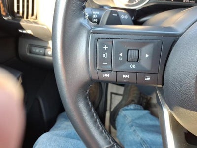 2024 Nissan Pathfinder SV 2WD