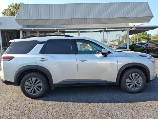 2024 Nissan Pathfinder SV 2WD