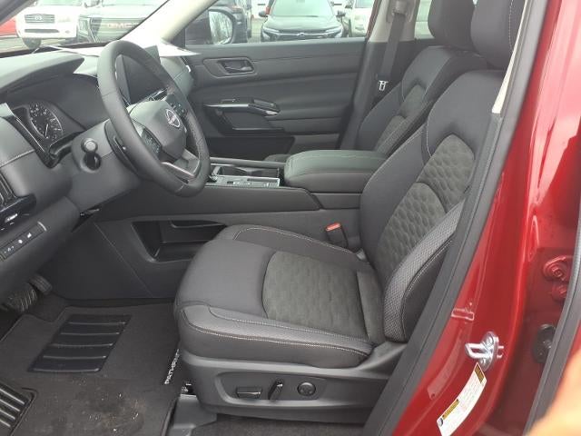 2026 Nissan Pathfinder SV 2WD