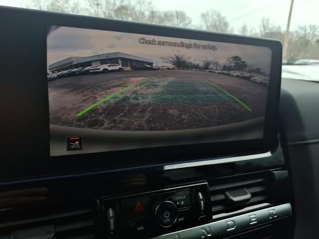 2026 Nissan Pathfinder SV 2WD