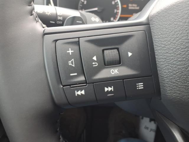 2026 Nissan Pathfinder SV 2WD