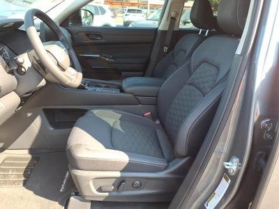 2026 Nissan Pathfinder SV 2WD