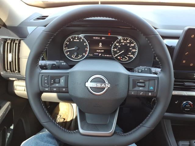 2026 Nissan Pathfinder SV 2WD