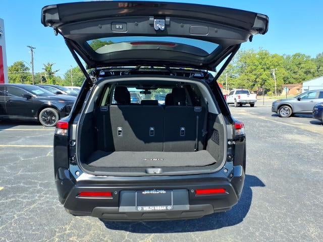 2026 Nissan Pathfinder SV 2WD