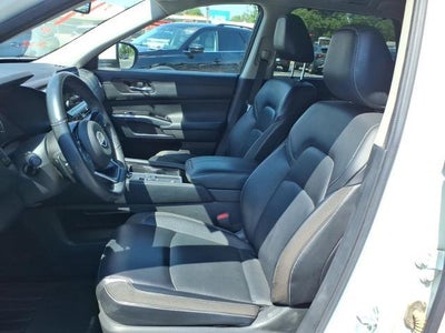 2024 Nissan Pathfinder SL 2WD