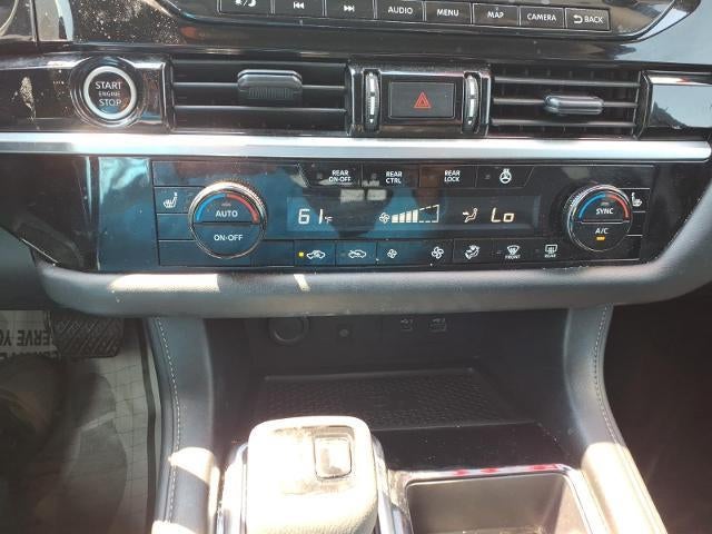 2024 Nissan Pathfinder SL 2WD
