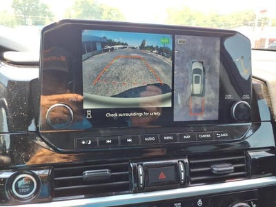 2024 Nissan Pathfinder SL 2WD