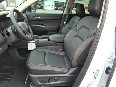 2026 Nissan Pathfinder SL 2WD