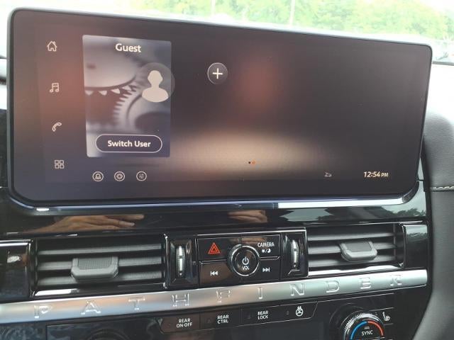 2026 Nissan Pathfinder SL 2WD