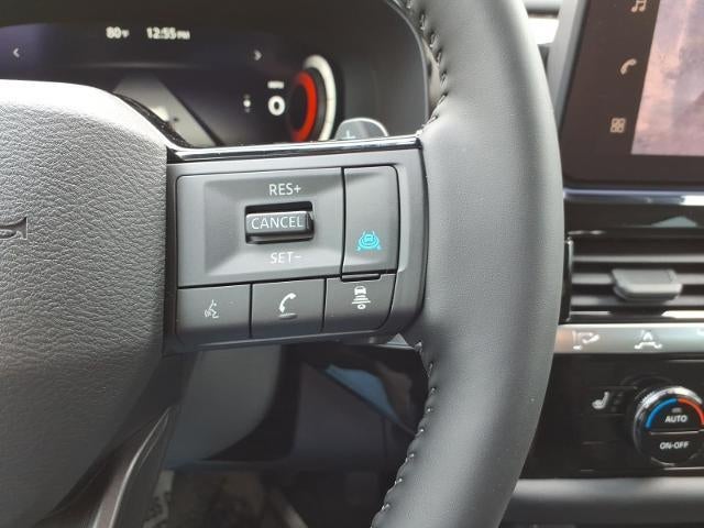 2026 Nissan Pathfinder SL 2WD