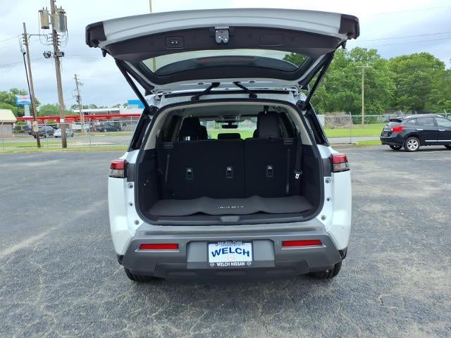 2026 Nissan Pathfinder SL 2WD