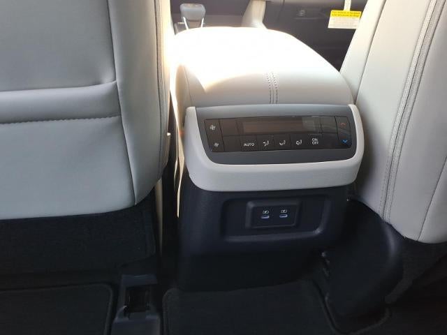 2026 Nissan Pathfinder SL 2WD