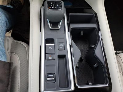 2026 Nissan Pathfinder SL 2WD