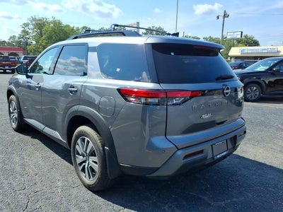 2026 Nissan Pathfinder SL 2WD