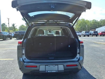 2026 Nissan Pathfinder SL 2WD