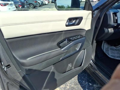 2026 Nissan Pathfinder SL 2WD